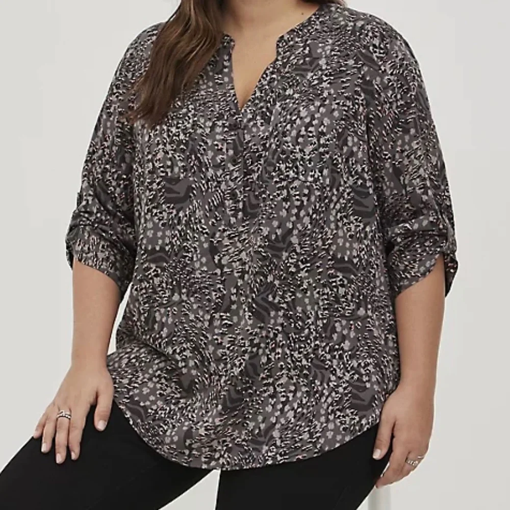 NWT Torrid Harper Pullover Top - Picture 2 of 8